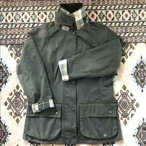 Barbour Beadnell Ladies Waxed Jacket